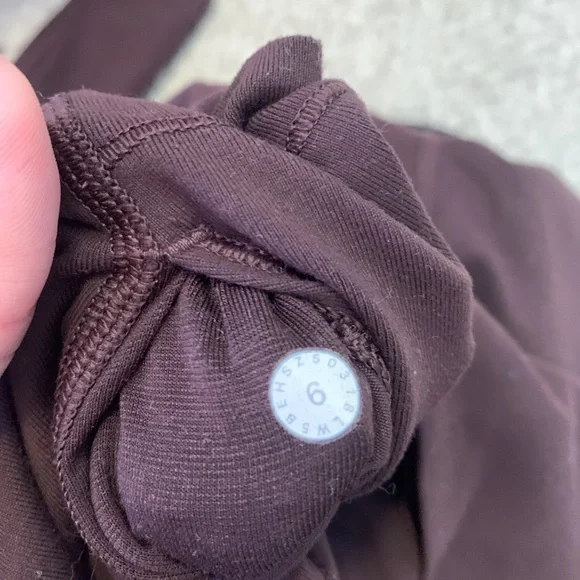 Lululemon leggings - Picture 3 of 3